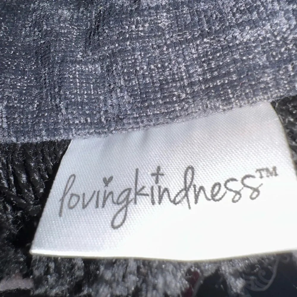 🎃 NWT Lovingkindness Halloween Pumpkin  🎃  Decorative Pillow